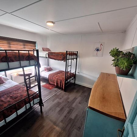 Hostel Kuntur Puerto Natales Ngoại thất bức ảnh