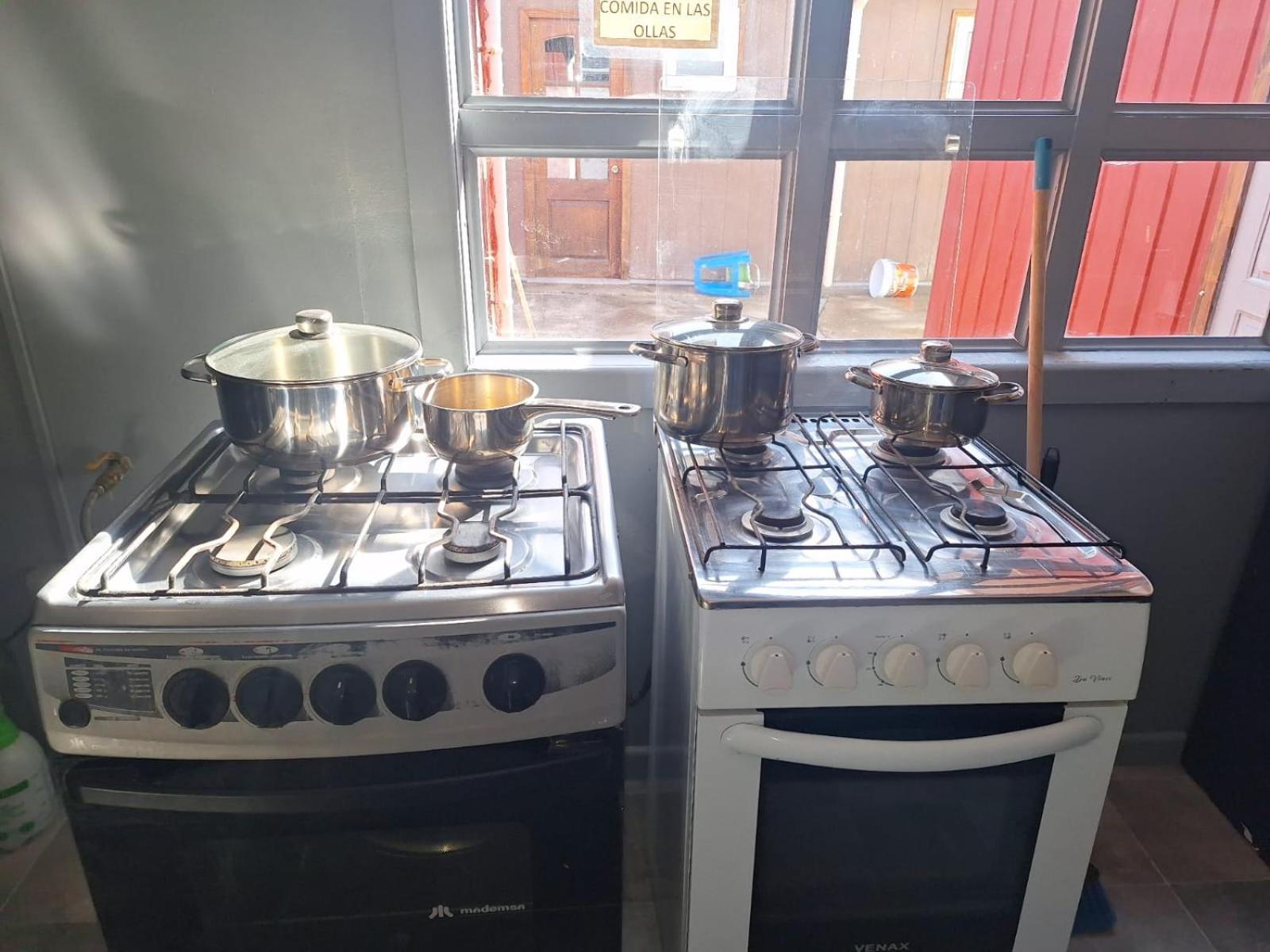Hostel Kuntur Puerto Natales Ngoại thất bức ảnh