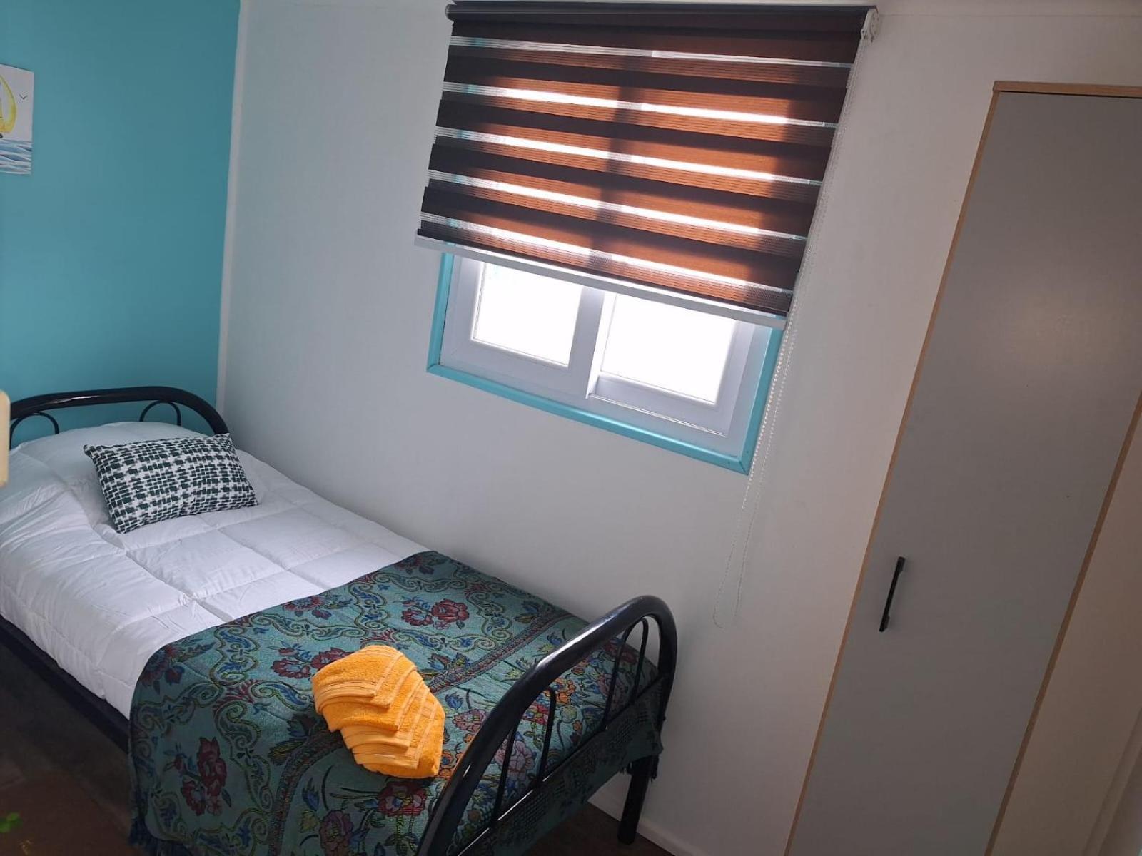 Hostel Kuntur Puerto Natales Ngoại thất bức ảnh