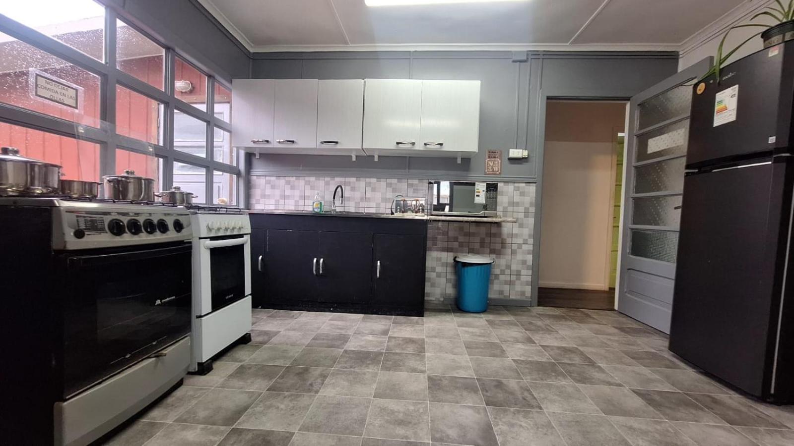Hostel Kuntur Puerto Natales Ngoại thất bức ảnh
