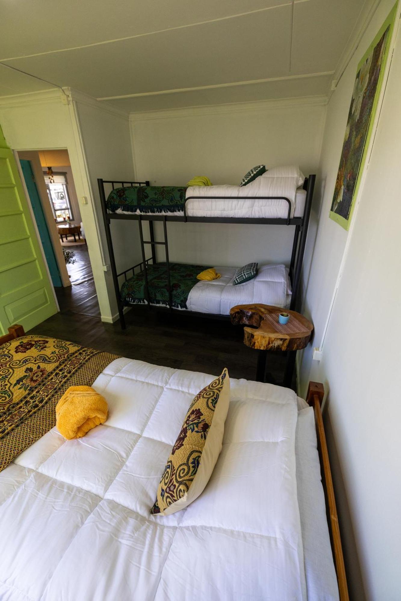 Hostel Kuntur Puerto Natales Ngoại thất bức ảnh